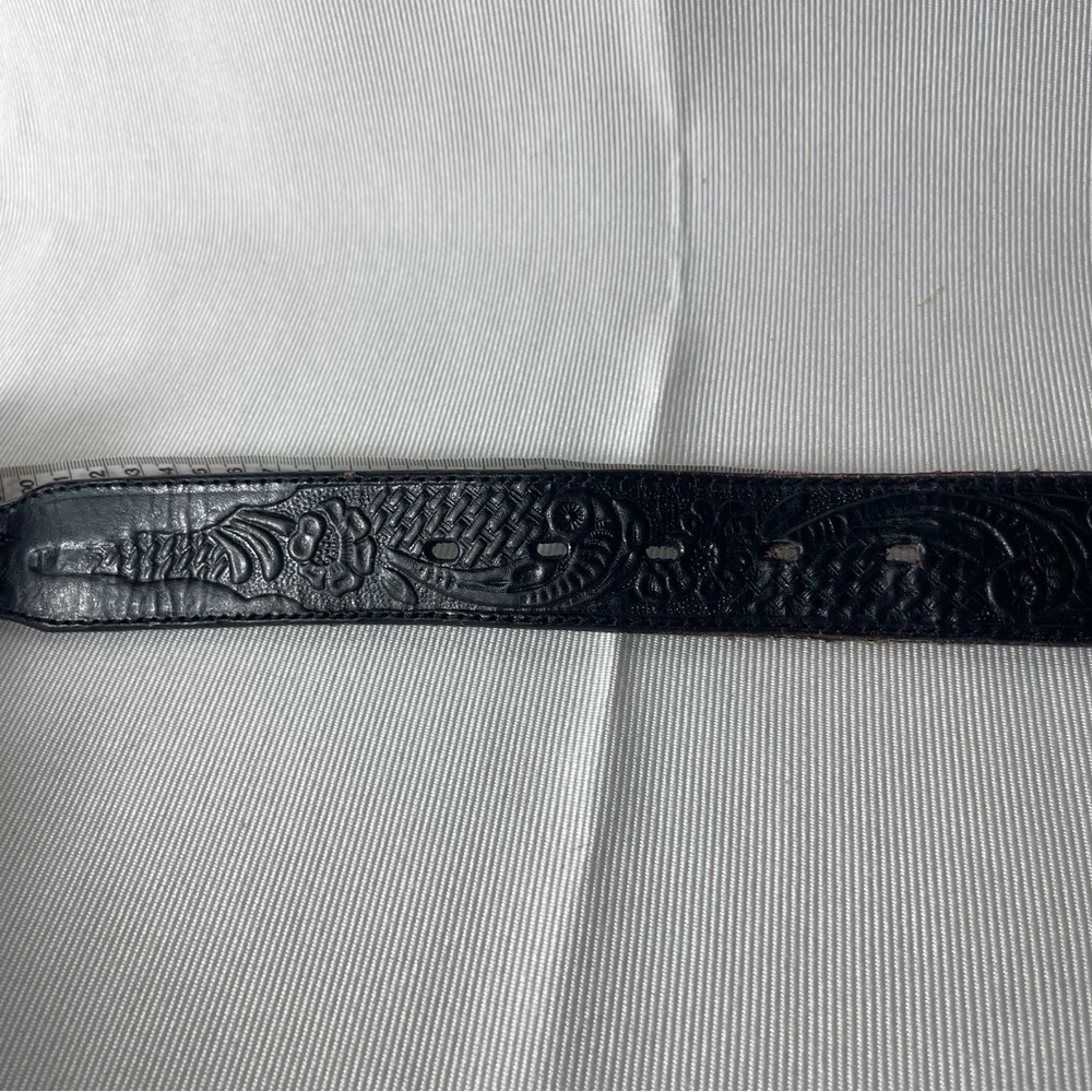 Silver Western Concho Cowboy Belt Black Tooled
Braided Leather Sz 44 - Picture 8 of 14